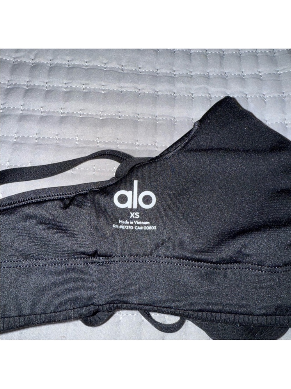 ALO Yoga Black Ribbed Sports Bra - Picture 3 of 5